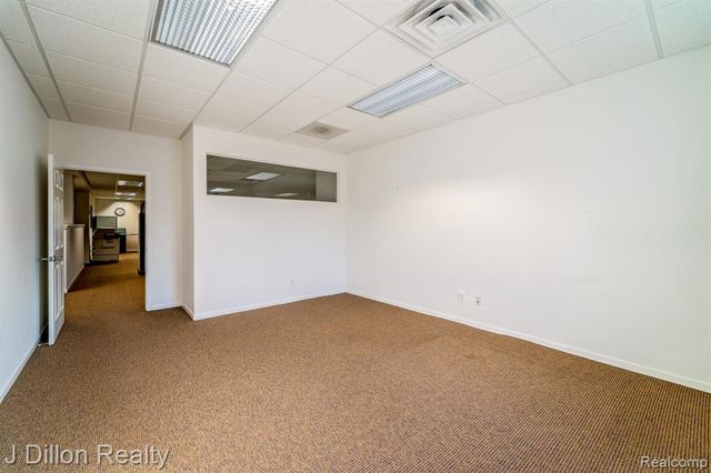 4621 & 4615 S Wayne Road, Wayne, MI 48184