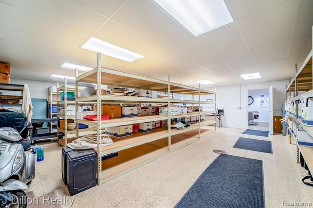 4621 & 4615 S Wayne Road, Wayne, MI 48184