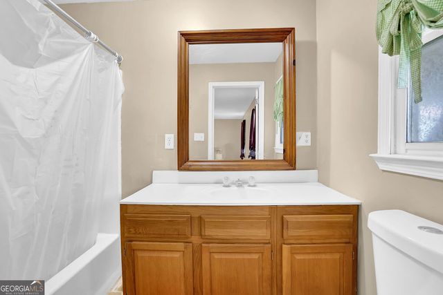 56 Pirates Point Point, Dawsonville, GA 30534