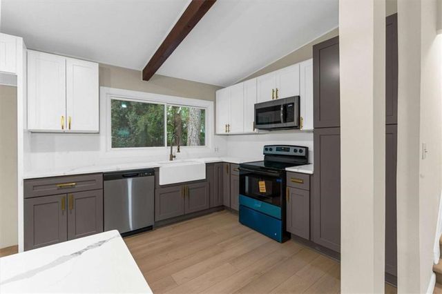 1796 E Atlanta Road E, Stockbridge, GA 30281