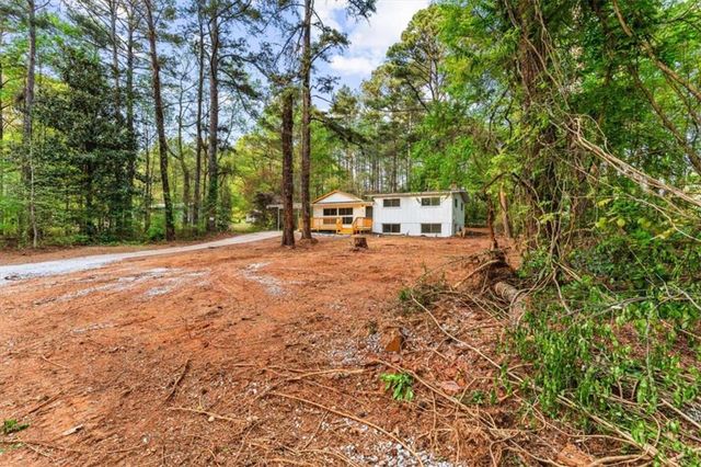 1796 E Atlanta Road E, Stockbridge, GA 30281