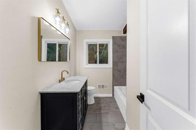 1796 E Atlanta Road E, Stockbridge, GA 30281