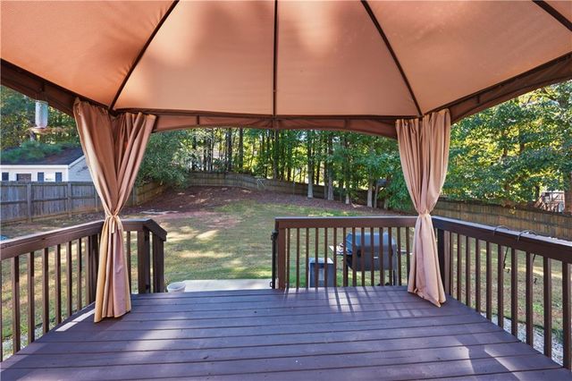 313 Vineyard Drive, Dallas, GA 30132