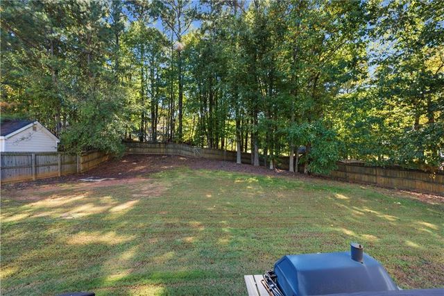 313 Vineyard Drive, Dallas, GA 30132