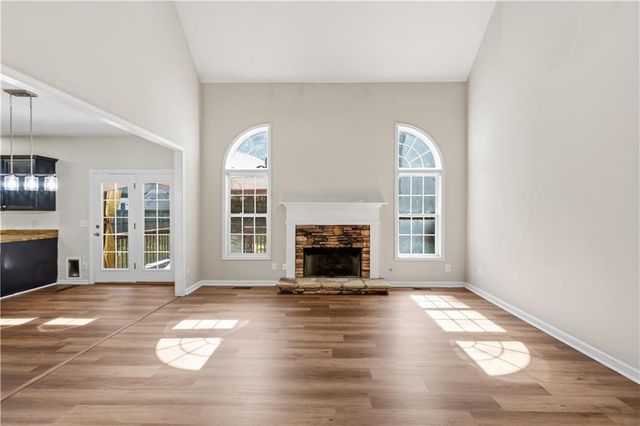 313 Vineyard Drive, Dallas, GA 30132