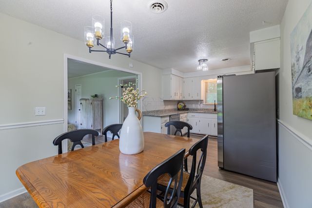 524 Inver Ln, Clarksville, TN 37042