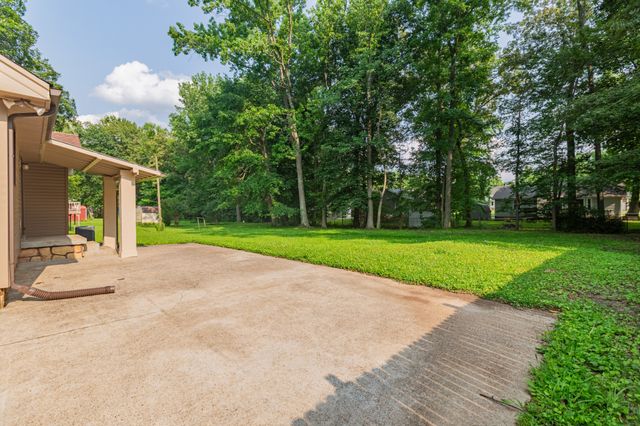524 Inver Ln, Clarksville, TN 37042
