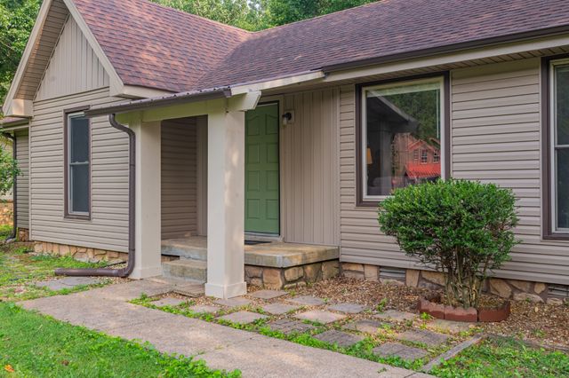 524 Inver Ln, Clarksville, TN 37042