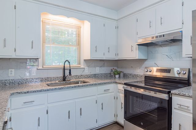 524 Inver Ln, Clarksville, TN 37042