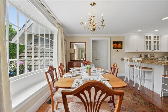 181 Meetinghouse Road, Bedford, NH 03110