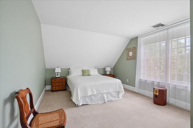 181 Meetinghouse Road, Bedford, NH 03110