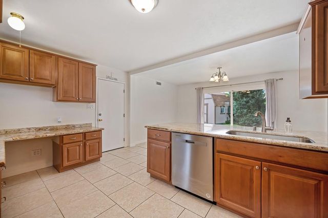 3624 Cody Way, Sacramento, CA 95864