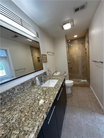 18598 Creek, Huntington Beach, CA 92648