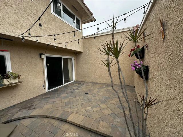 18598 Creek, Huntington Beach, CA 92648