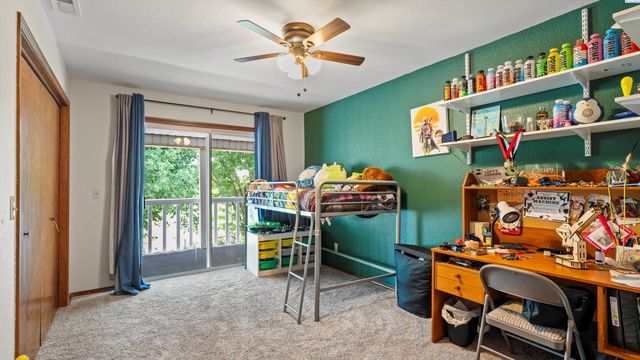 64209 E Grover Pr Ne, West Richland, WA 99353