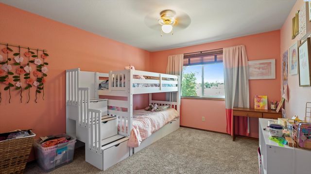 64209 E Grover Pr Ne, West Richland, WA 99353