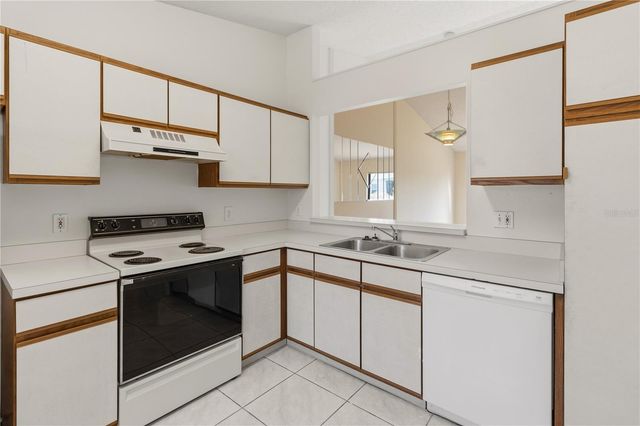 2580 KING OAK CIRCLE, St Cloud, FL 34769