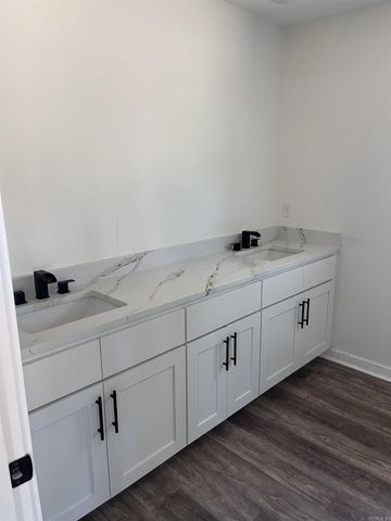 499 Main Street, Bauxite, AR 72011