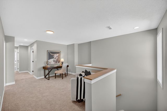 15303 Bellflower Lane, Urbandale, IA 50323
