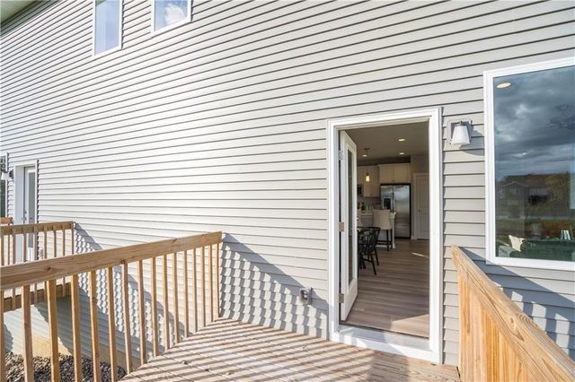 15303 Bellflower Lane, Urbandale, IA 50323