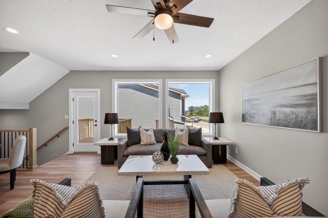 15303 Bellflower Lane, Urbandale, IA 50323