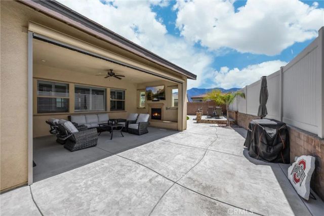 11638 Oakton Way, Corona, CA 92883