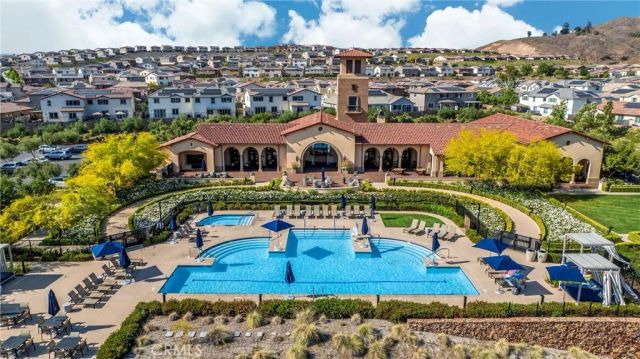 11638 Oakton Way, Corona, CA 92883