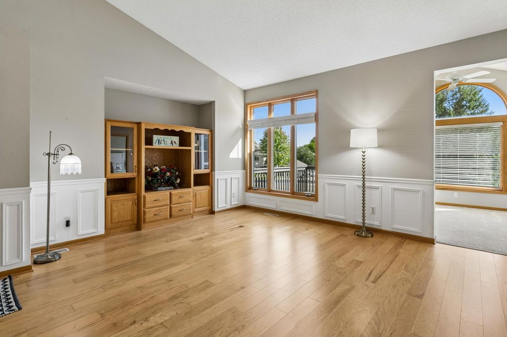 14374 Peninsula Point Drive, Savage, MN 55378 — photo 5