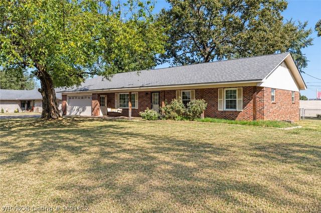 5311 S Y Circle, Fort Smith, AR 72903