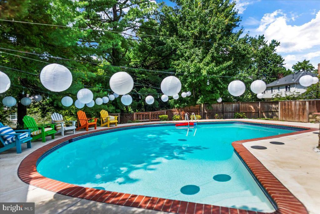 14900 WESTBURY RD, Rockville, MD 20853