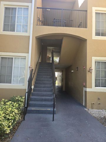 7970 N Nob Hill Road 205, Tamarac, FL 33321