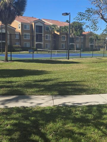 7970 N Nob Hill Road 205, Tamarac, FL 33321