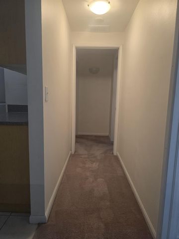 7970 N Nob Hill Road 205, Tamarac, FL 33321