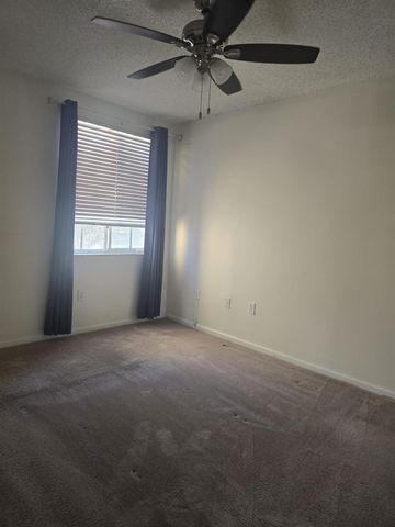 7970 N Nob Hill Road 205, Tamarac, FL 33321