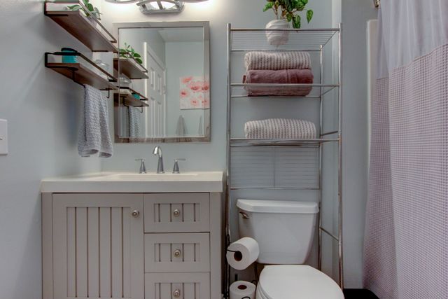 127 Deer Point Rd, Unionville, TN 37180