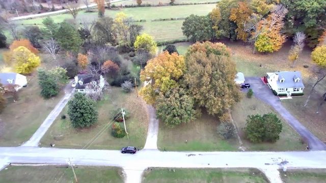 127 Deer Point Rd, Unionville, TN 37180