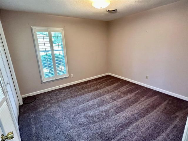 162 Rockford Road, Kernersville, NC 27284