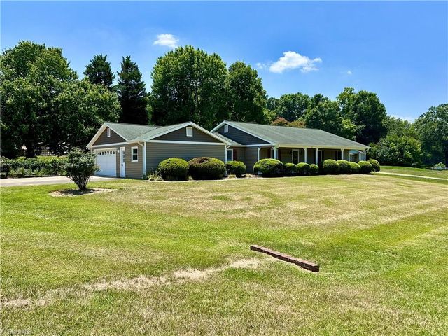 162 Rockford Road, Kernersville, NC 27284