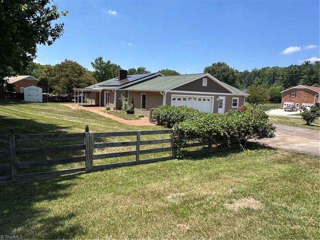 162 Rockford Road, Kernersville, NC 27284