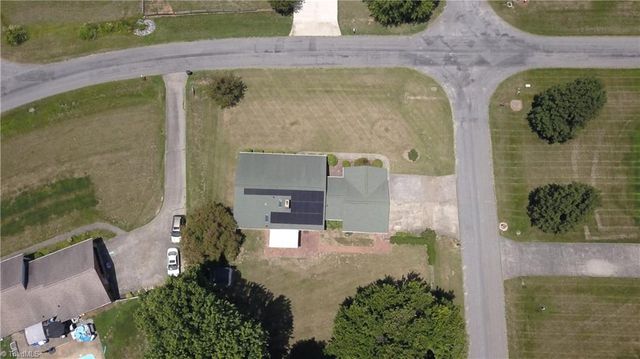 162 Rockford Road, Kernersville, NC 27284