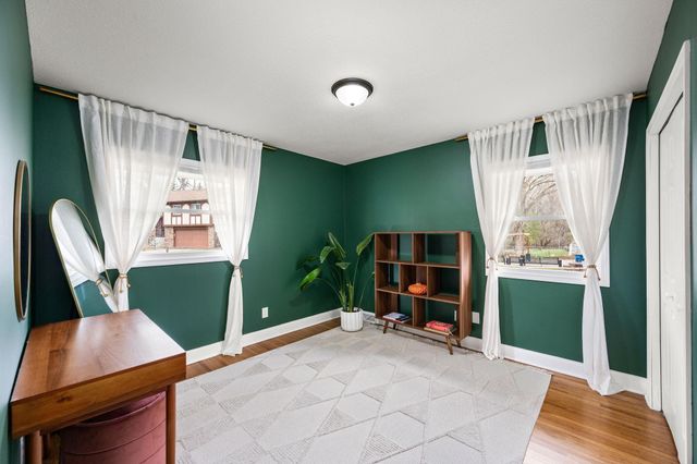 1900 Maryland Avenue N, Golden Valley, MN 55427