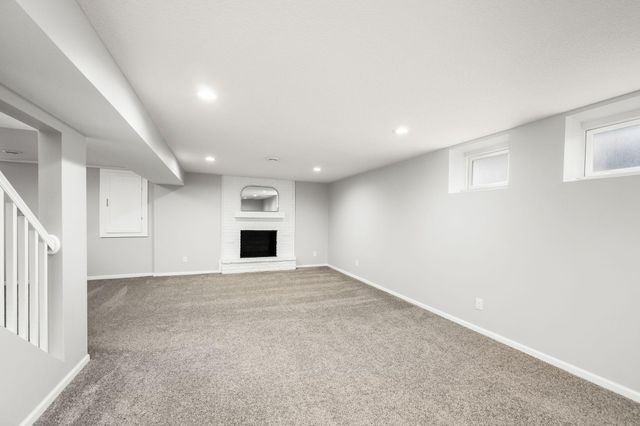 1900 Maryland Avenue N, Golden Valley, MN 55427