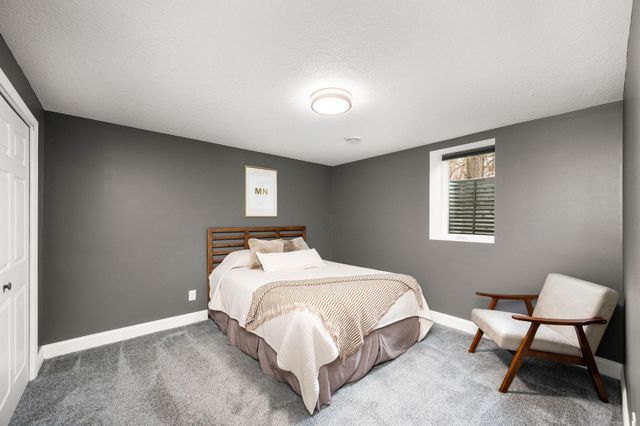 1900 Maryland Avenue N, Golden Valley, MN 55427