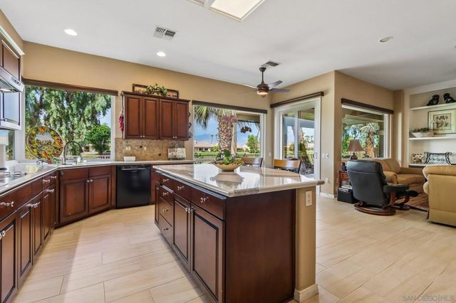 38837 Ryans Way, Palm Desert, CA 92211