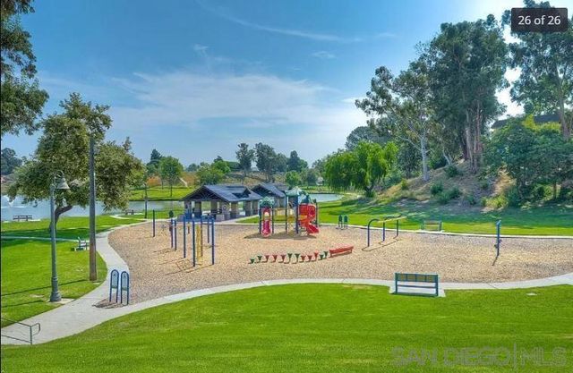 510 Calle Montecito 57, Oceanside, CA 92057