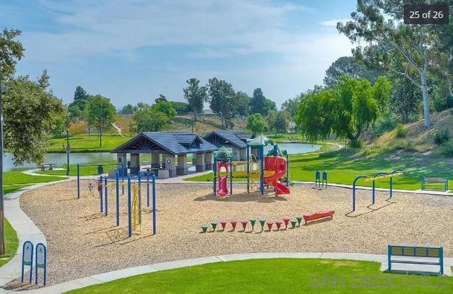 510 Calle Montecito 57, Oceanside, CA 92057