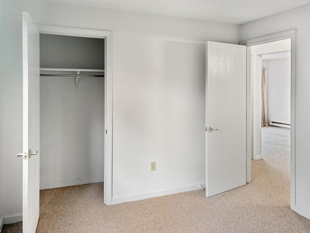 325 Lita Lane, Newmarket, NH 03857