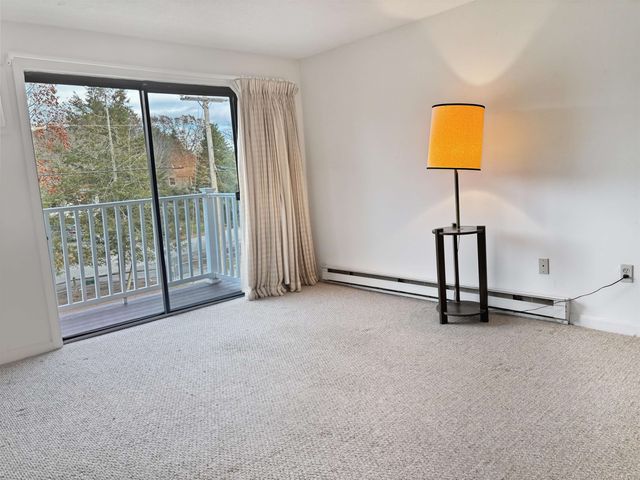 325 Lita Lane, Newmarket, NH 03857