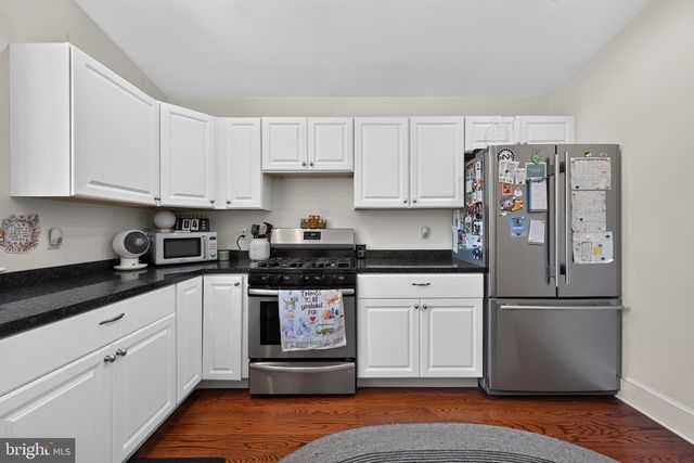 255 S STATE ST, Newtown, PA 18940