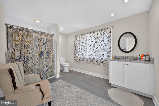 255 S STATE ST, Newtown, PA 18940